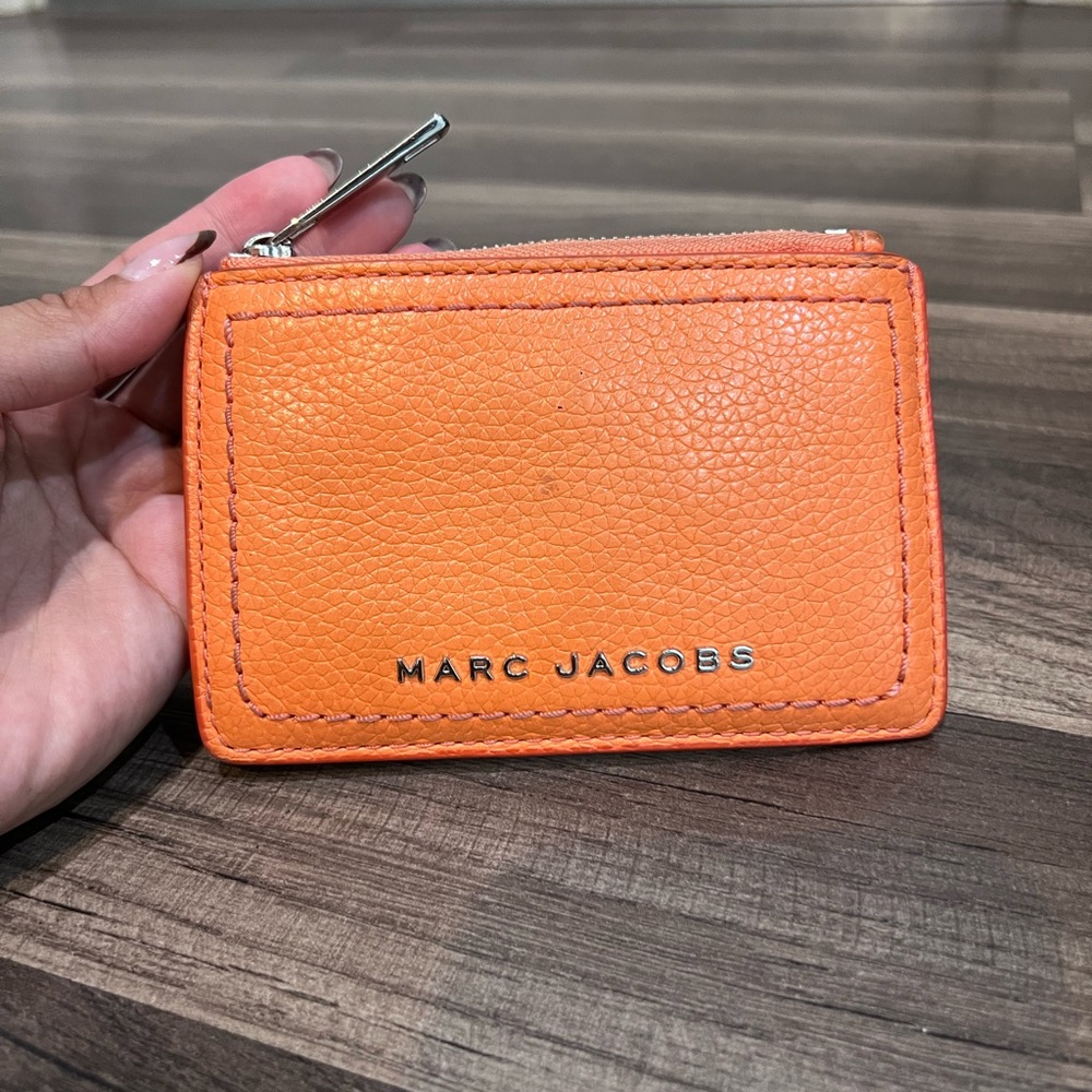 Marc Jacobs The Groove Orange Leather Top Zip Card Holder Wallet